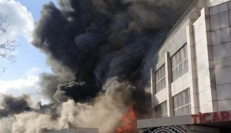 Qarabağ veteranından ŞİKAYƏT : "Şəki ticarət mərkəzində 18 min malım yandı, mənə heç bir kömək olunmadı"