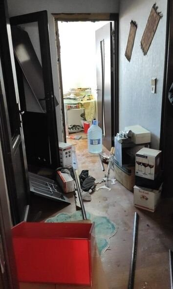 Bakıda çoxmərtəbəli binada partlayış: Xəsarət alan var - FOTO/VİDEO