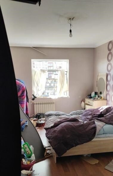 Bakıda çoxmərtəbəli binada partlayış: Xəsarət alan var - FOTO/VİDEO