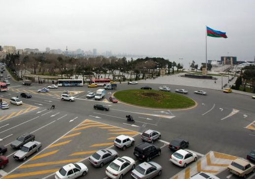 Deputatdan MARAQLI TƏKLİF: "Vaxtı deyilmi?.. Azneft meydanında..."