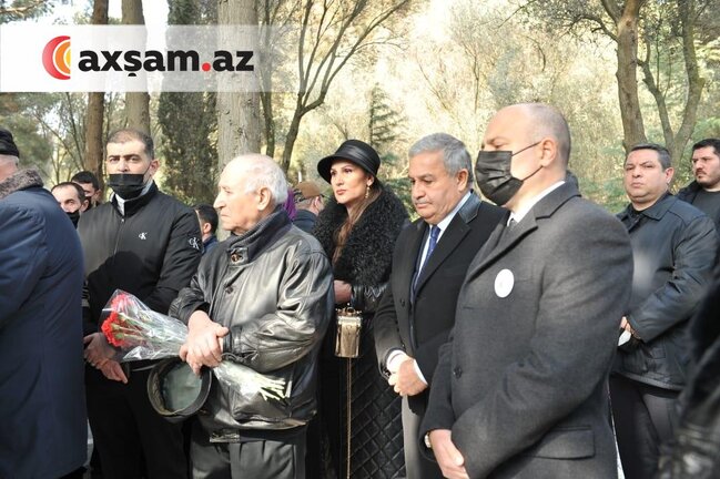 Əlibaba Məmmədovu son mənzilə yola saldılar - FOTOLAR