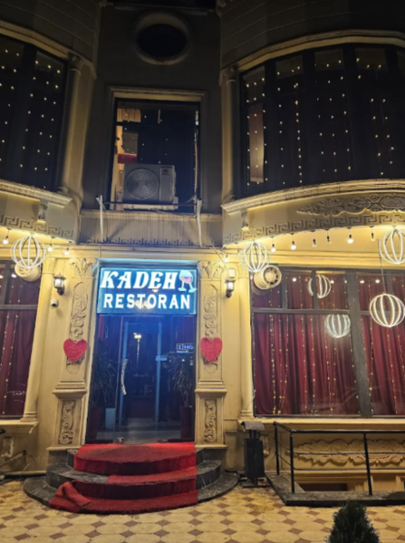 Kadeh restoranından narazılıq: Polis tədbir gördü