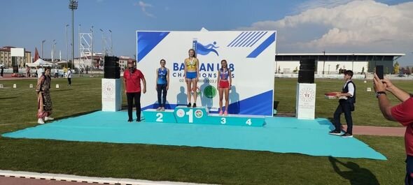 Azərbaycan atleti Balkan çempionatında medal qazanıb - FOTO