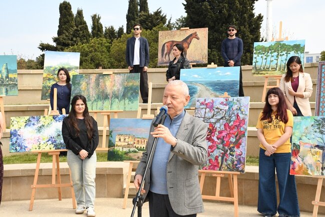 Mərkəzi Nəbatat bağında gənc rəssamların sərgisi keçirildi - Fotolar