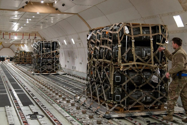 Almaniya 3,5 milyard dollarlıq hərbi texnika almağı planlaşdırır