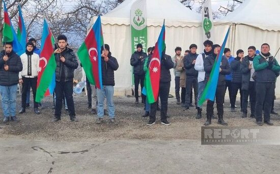 Xankəndi-Laçın yolunda sülhməramlıların avtomobilləri maneəsiz hərəkət edib