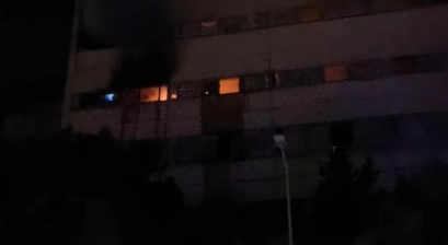 Binəqədidə 9 mərtəbəli yaşayış binasında yanğın oldu