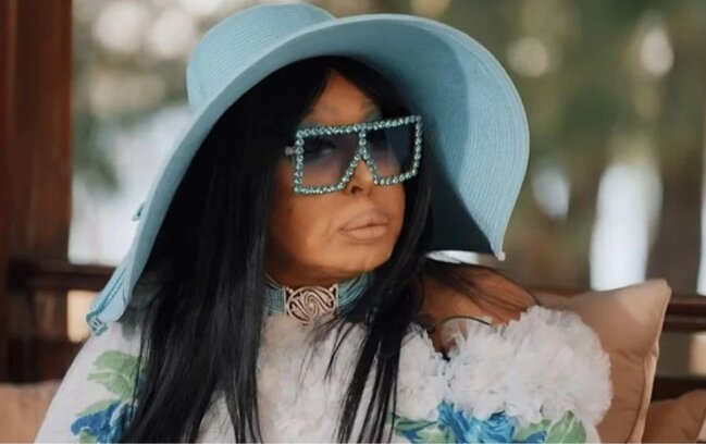 Bu dəfə ada aldığını açıqladı