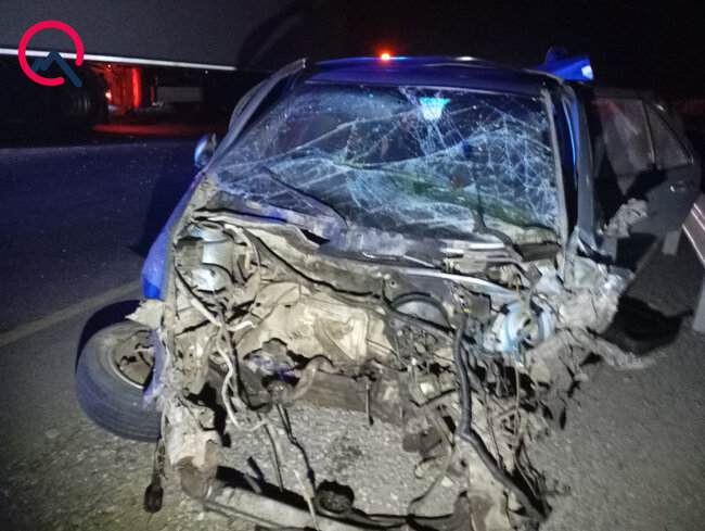 Biləsuvarda üç maşın toqquşdu - Ölən və xəsarət alanlar var