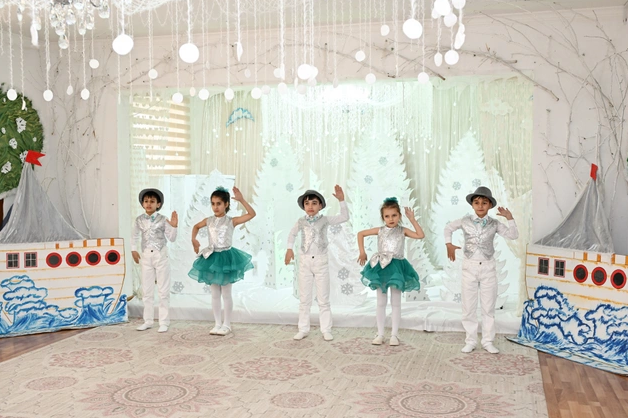 Leyla Əliyeva və Alyona Əliyeva Gəncədə uşaq evində olublar