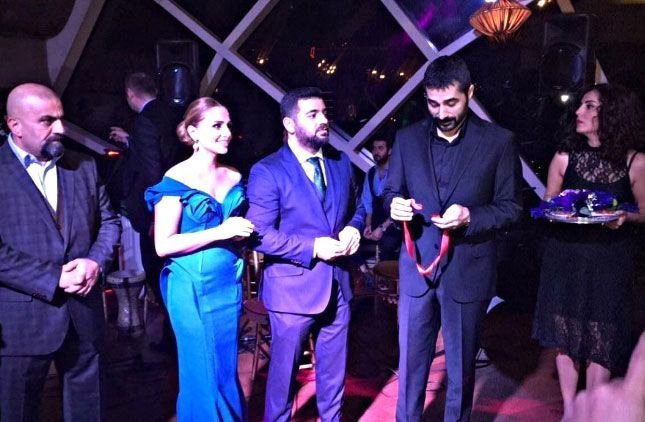 3-cü dəfə ayrılan Azəri qızı Günelin uğursuz SEVGİ HEKAYƏSİ