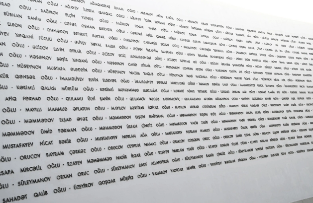 Bu gün açılan Zəfər Muzeyinin bir divarına şəhidlərimizin adları HƏKK OLUNUB