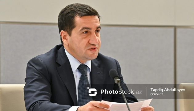 Hikmət Hacıyev Prezidentlə balaca Nilayın fotosu barədə paylaşım edib