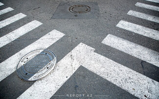 Astarada avtomobil ata və oğlunu vurub