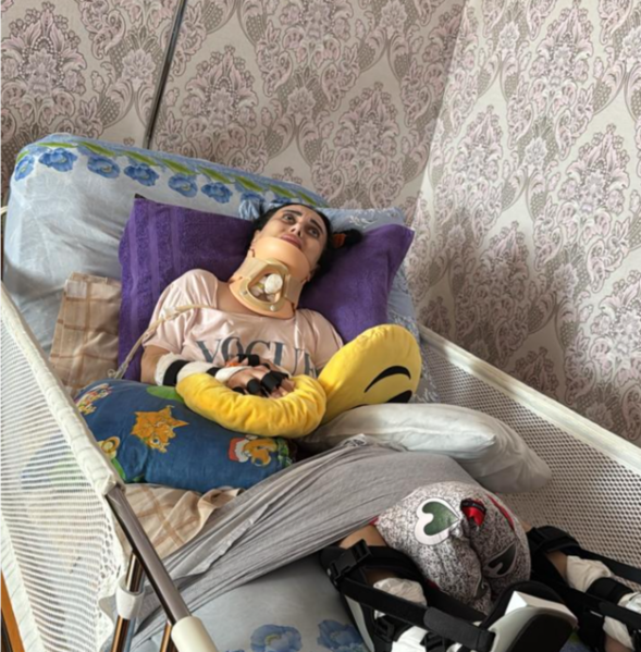 "MedAura" klinikasında Yaqub Əsədinin səhv əməliyyatı: Gənc qız komaya düşdü