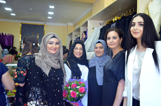 Azərbaycanda BİR İLK! "Leila-abaya" brend hicab geyimləri mağazasının möhtəşəm açılışı baş tutdu- FOTOLAR