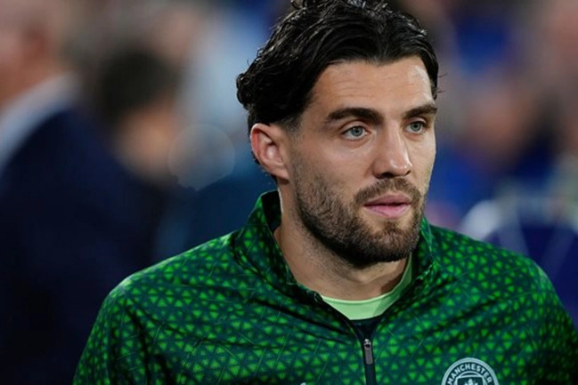 "Milan" "Mançester Siti"nin futbolçusu ilə maraqlanır