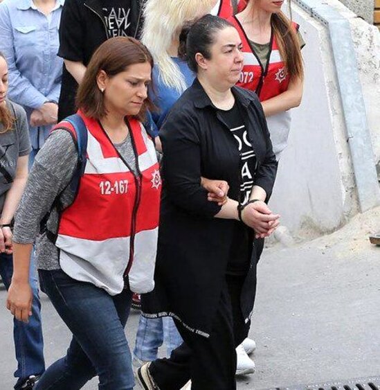 Adnan Oktar məhkəməsində 3 məşhur müğənninin adı hallanır