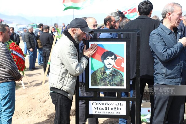 Xocalıda qalıqları aşkarlanan 7 nəfərin dəfn mərasimi keçirilib - FOTO