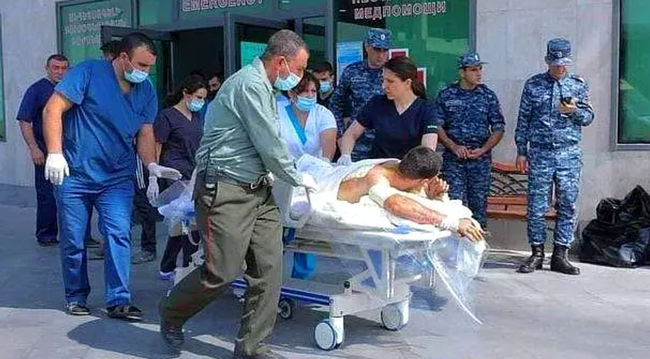 Ermənistan səhiyyə naziri əmr imzaladı – Hospitallarda boş yer yoxdur