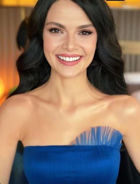 Məşhur aktrisa qəzaya düşdü