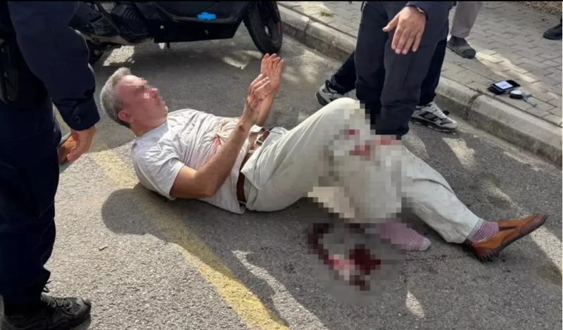 Küçədə dəhşət! Rus qadın ərini bıçaqladı!