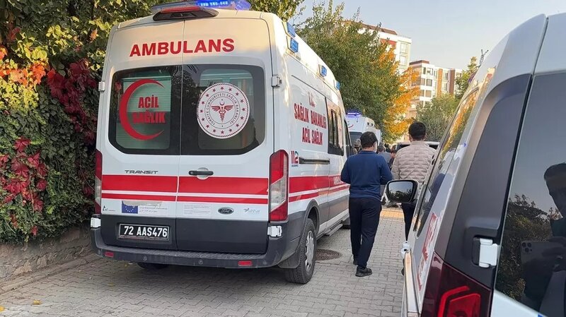 Oğlunu və arvadını öldürən şəxs eyni silahla intihar edib - FOTO