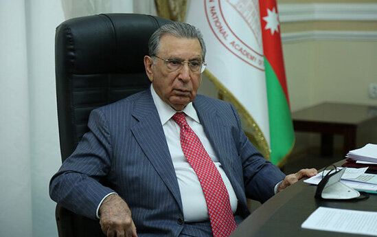 AMEA prezidenti hörümçək qalmaqalına görə izahat tələb etdi