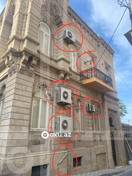 Bakıda vandalizm faktı: Tarixi binaya müdaxilə edildi - FOTO