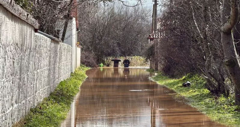 İtkin düşmüş qadının meyiti tapıldı