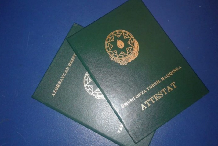 Buraxılış imtahanından "iki" alanlara attestat veriləcək?