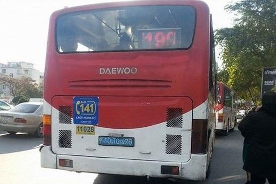 199 saylı avtobusda özbaşınalıq - Sürücü artıq pul yığır