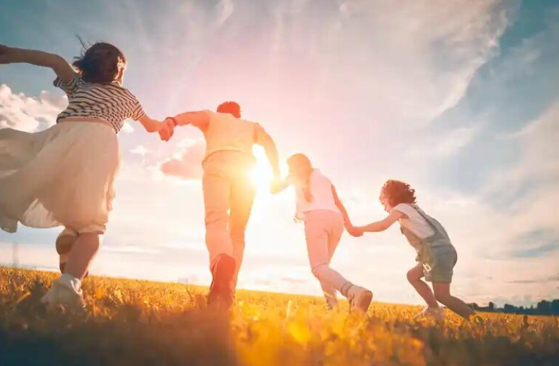 Ailə institutu niyə zəifləyir? - AÇIQLAMA