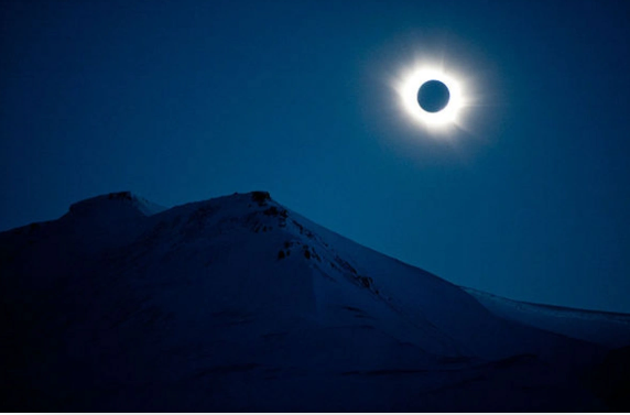 Gələn il iki Günəş və iki Ay tutulması baş verəcək