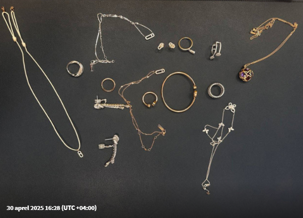 Aeroportda əcnəbinin cibindən 14 milyonluq qızıl tapıldı