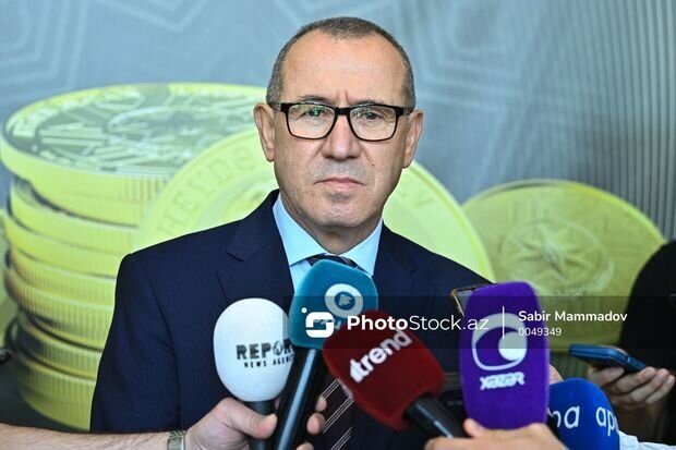 Azərbaycan Mərkəzi Bankının baş direktoru vəzifəsindən azad edilib