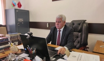 Azərbaycanda institut direktoru istefa verdi