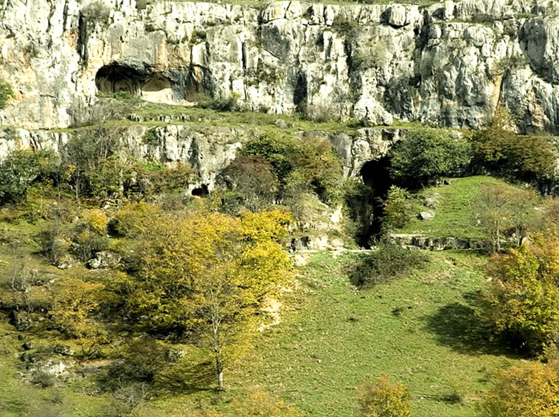 Azıx mağarası Ümumdünya irsi obyektlərinin siyahısına əlavə edilə bilər