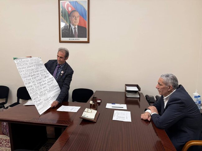 İcra başçısına etiraz məktubunu deputata belə oxutdurdu (FOTO)