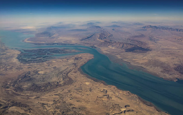 İran Hörmüz boğazından istifadə edənləri ÜÇ KATEQORİYAYA BÖLDÜ