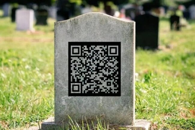 Azərbaycanda 71 yaşlı şəxs özünə QR-kodlu başdaşı düzəltdirdi