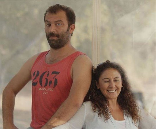 "Arka Sokaklar"ın məşhur aktyorunun heç yerdə görmədiyiniz tələbə qızı - FOTOLAR
