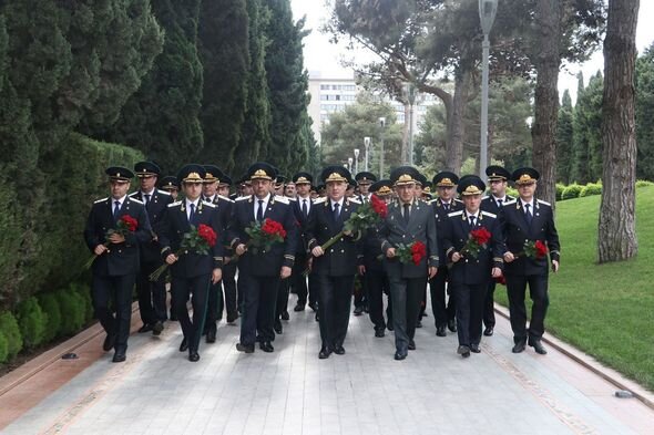 Prokurorluq orqanlarının xidməti fəaliyyətdə fərqlənən əməkdaşları mükafatlandırılıb - FOTO