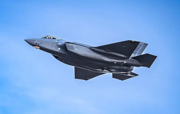 İranlı deputat: "F-35" qırıcılarının vurulması ilə bağlı xəbərlər yalan idi"