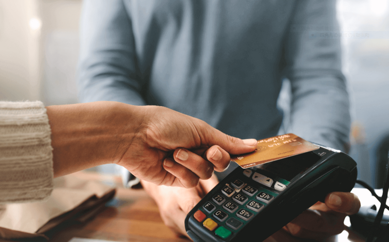 Nağdsız ödənişlər ARTIR: SƏBƏB NƏDİR? - VİDEO