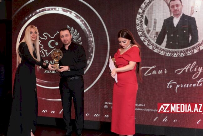 Tanınmış Teleaparıcı Zaur Mükafata Layiq Görüldü - FOTO/VİDEO