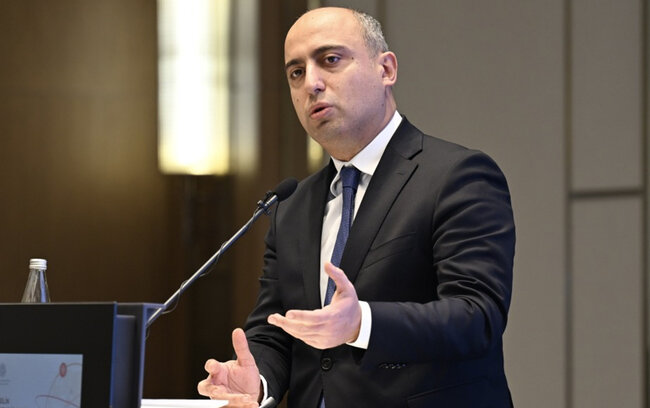 "İmtahanda bəzi suallar iştirakçıları çaşdırmağa yönəlir..."