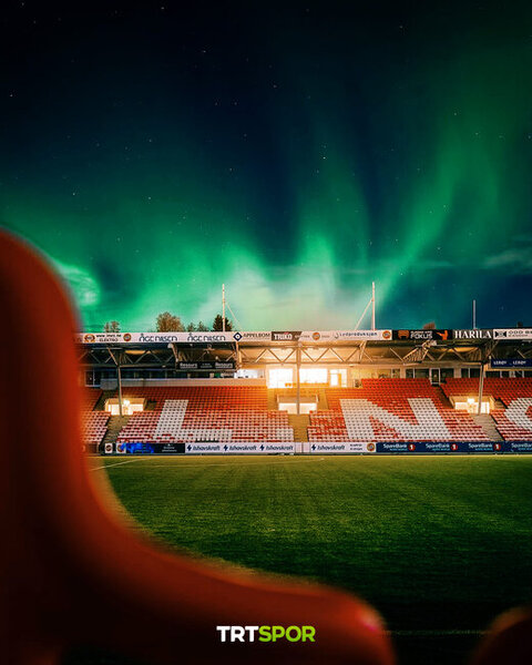 Bu stadiondan təkcə oyunu yox, şimal işıqlarını da izləyə bilərsiniz - Fotolar