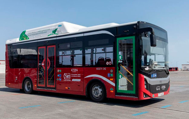 13 nömrəli avtobusun sürücüləri bir-biri ilə dalaşıb, dayanacağa gəlmirlər - ŞİKAYƏT