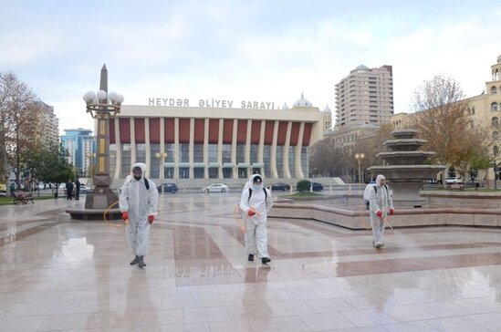 Bakıda 550 küçə dezinfeksiya edildi - FOTO